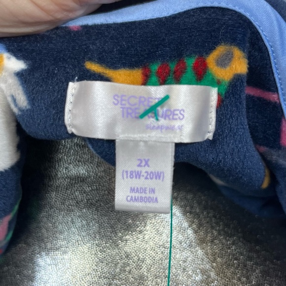 Secret Treasures 2X (18W/20W) Fleece Pajama Set - Picture 7 of 12